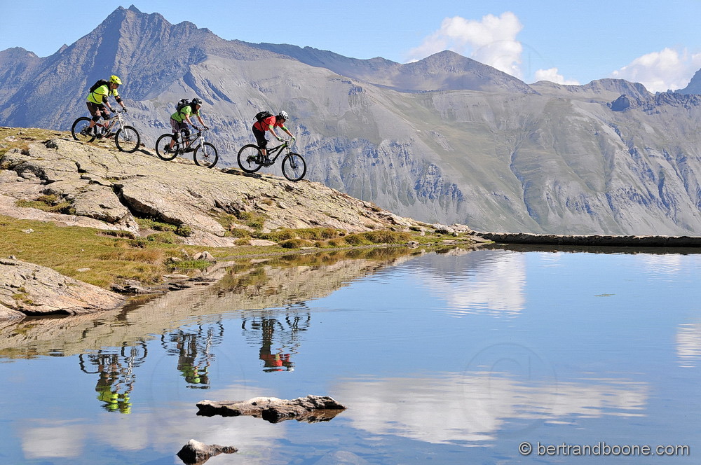 VTT dans les vallons de La Meije (05)