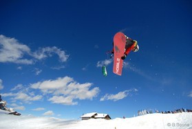 Mathieu Blanchard- Cortina snowkite contest 2009 passo Giau Italy